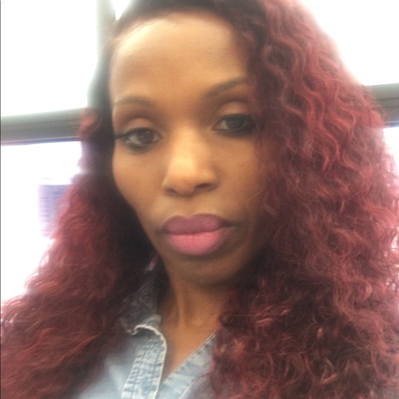 Meet your Posher, Demie - Picture 1 of 1